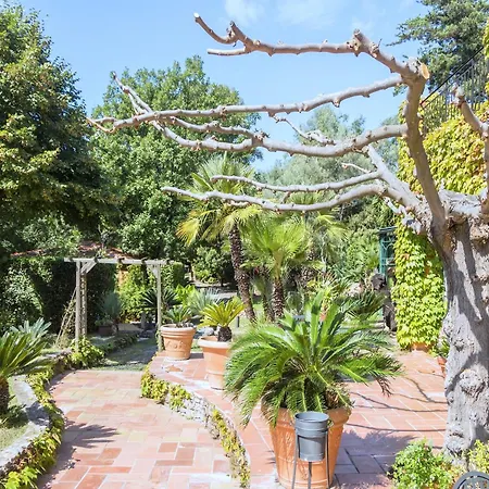 Mansion In With Private Pool Casa de Férias