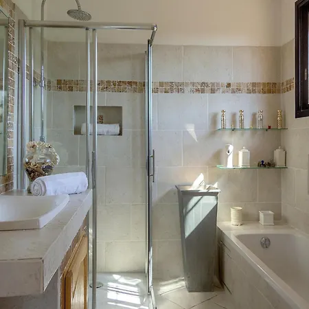 Mansion In With Private Pool Tatil Evi *