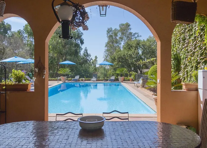 Mansion In With Private Pool *
