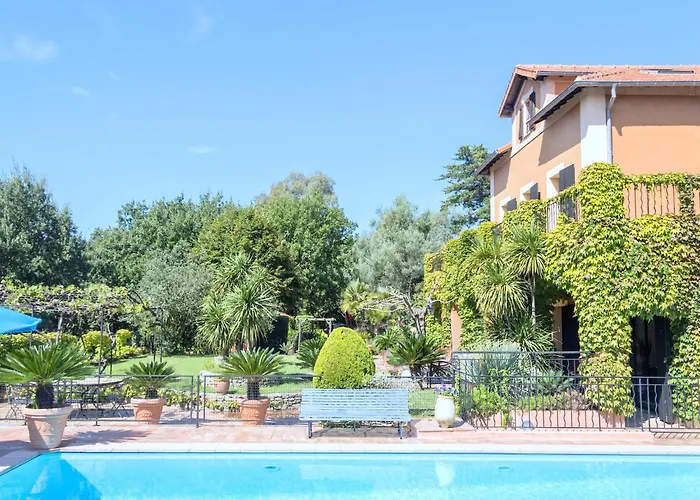 Hébergement de vacances Mansion In With Private Pool *